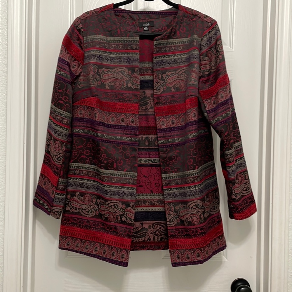 Violet b. Open jacket‎ medium